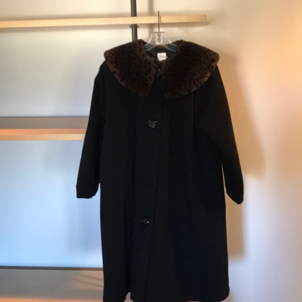 Size 10 Ali Mac black girls Pea Coat.  Has a matching hat.